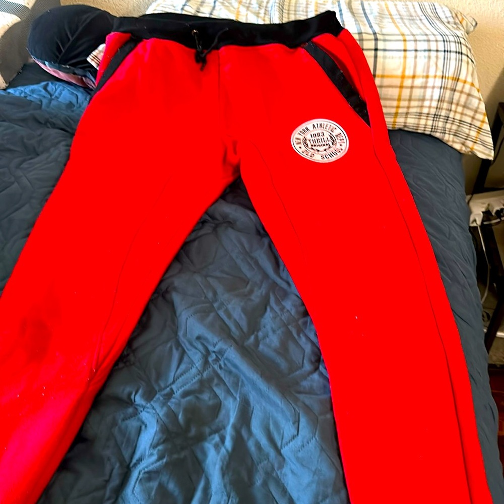 4 different brand of Sweatpants THRILL, IDEOLOGY, MITRE, and ORIGINAL USE